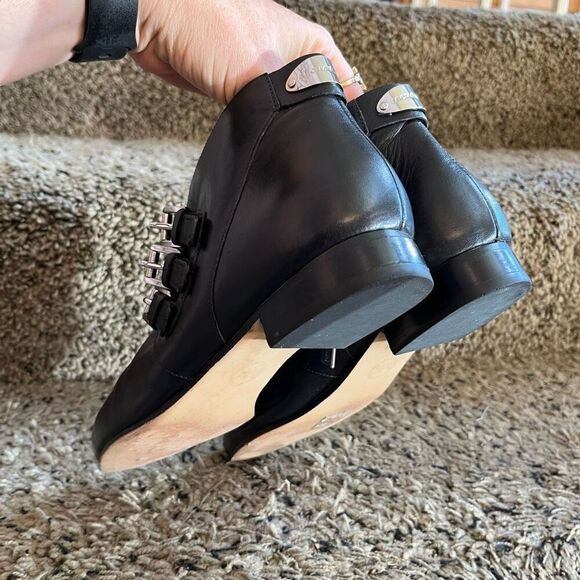 Michael Kors MK Roswell Black Leather Ankle Boots Buckle Pointed Toe 8 - Picture 4 of 16